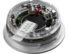   Apollo Discovery 45681-393APO hang- fényjelző aljzatba szerelt izolátorral